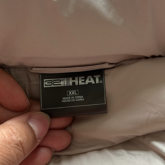 32 Degrees Heat | Womens Winter Tech Cream Puffer Jacket with Hood - Size XXL - Picture 6 of 16